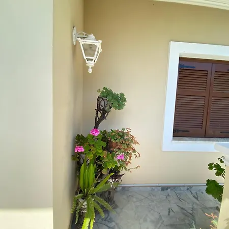 Memories 2 Elegant House Near Corfu Town! Appartamento