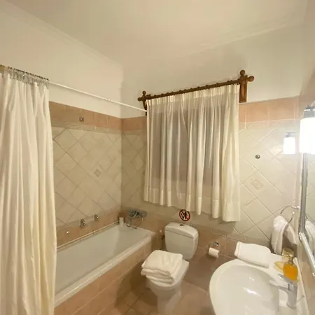 Memories 2 Elegant House Near Corfu Town! Apartament *